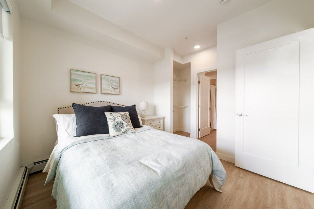Primary Bedroom in a two+den suite, Three Robins Riverside